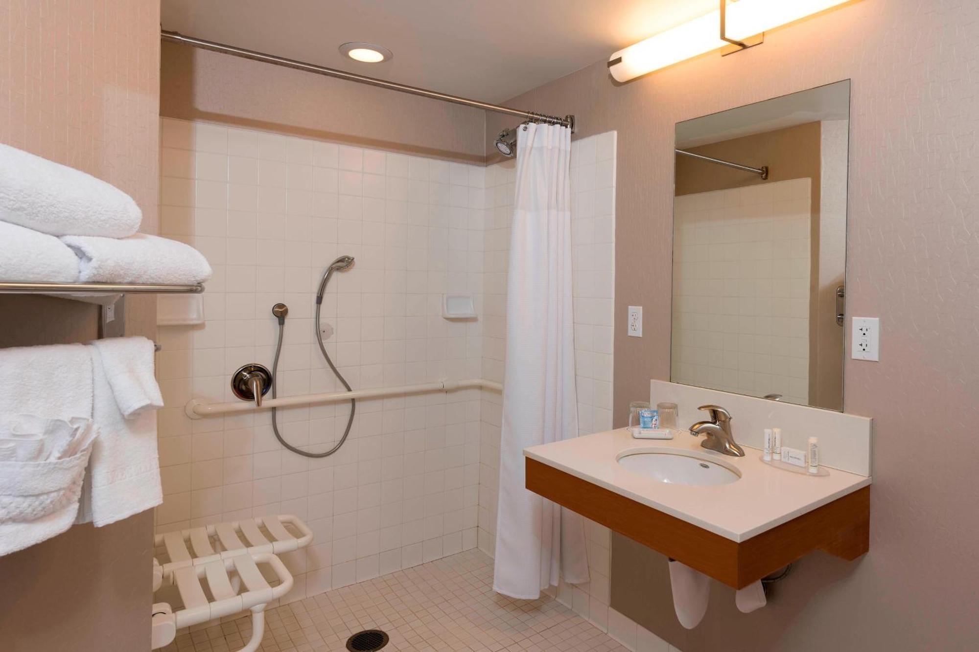 Springhill Suites Detroit Auburn Hills Eksteriør billede