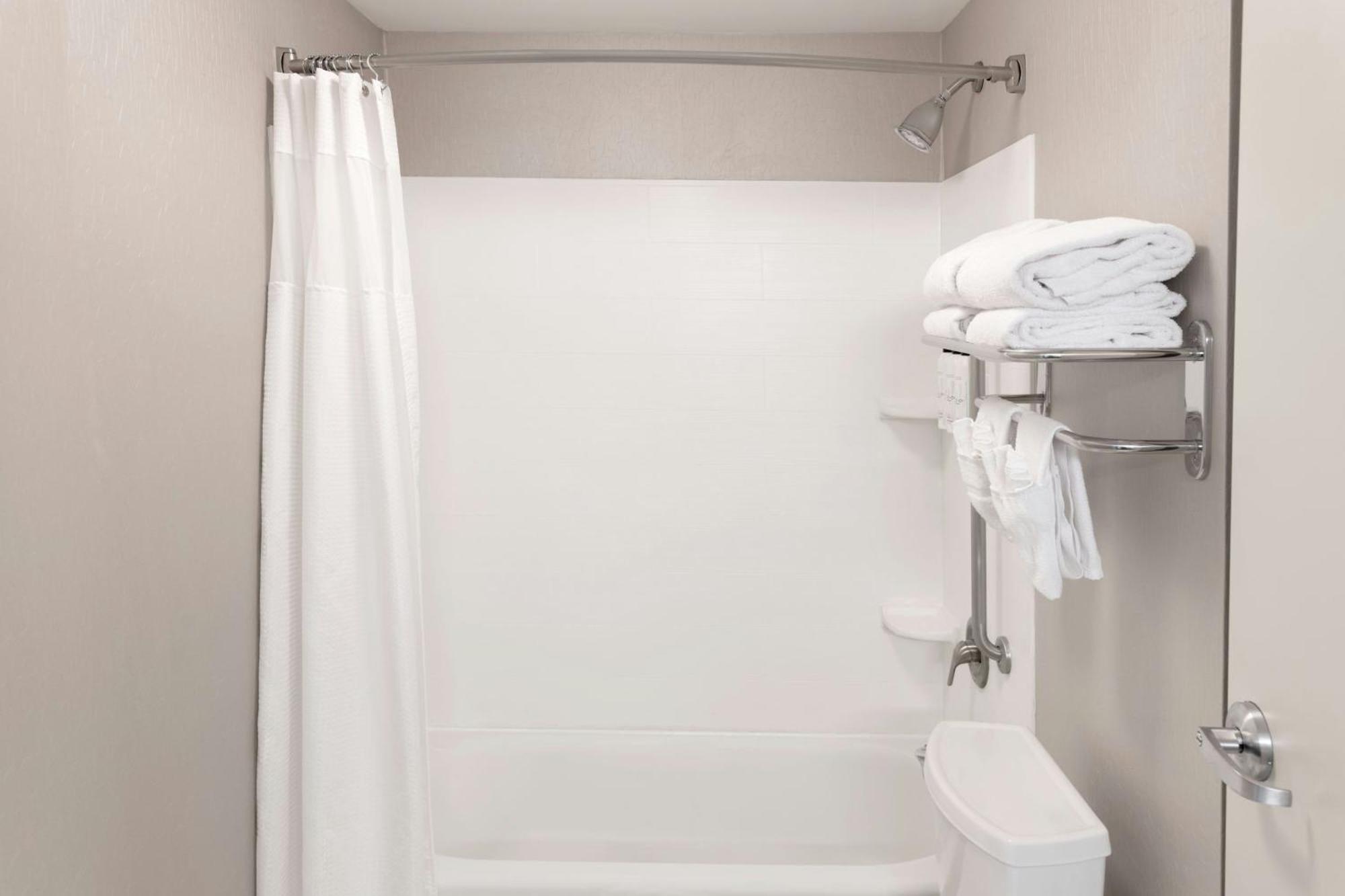 Springhill Suites Detroit Auburn Hills Eksteriør billede