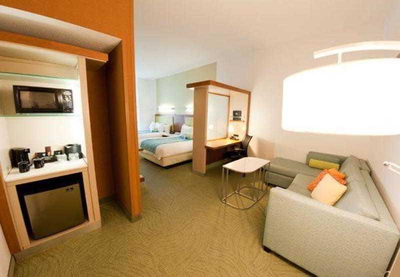 Springhill Suites Detroit Auburn Hills Værelse billede